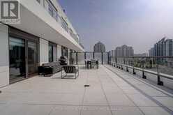 712 - 8 BEVERLEY GLEN BOULEVARD | Vaughan Ontario | Slide Image One
