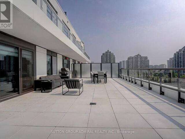 712 - 8 BEVERLEY GLEN BOULEVARD Vaughan Ontario, L4J 0L5 - 4 Bedrooms Condo For Sale