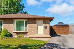 30 RAINBOW COURT | Welland Ontario | Slide Image Two