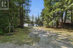 370 FRASER LAKE | Bancroft Ontario | Slide Image Forty-three