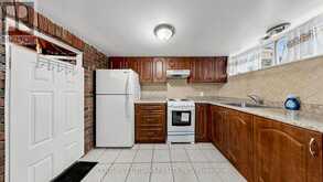 529A BIRCHMOUNT ROAD | Toronto Ontario | Slide Image Thirty-one