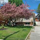 112 BORLAND STREET E | Orillia Ontario | Slide Image One