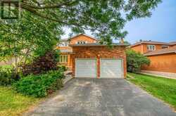 2105 OAKMEAD BOULEVARD | Oakville Ontario | Slide Image One