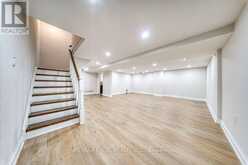 2105 OAKMEAD BOULEVARD | Oakville Ontario | Slide Image Thirty-three