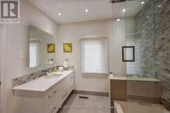 1 REGENT STREET | Richmond Hill Ontario | Slide Image Thirty