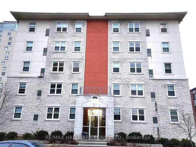 301 - 271 LESTER STREET Waterloo Ontario, N2L 3W6 - 5 Bedrooms Condo For Sale