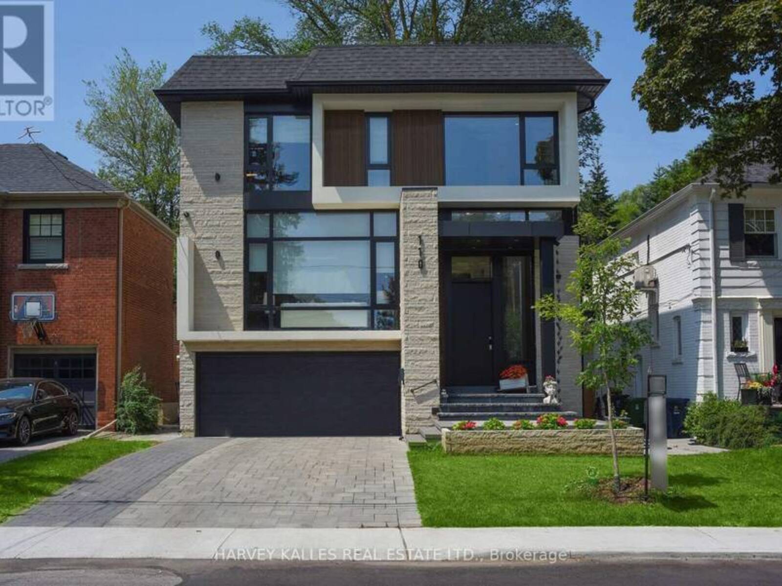 110 MONA DRIVE, Toronto, Ontario M5N 2R4