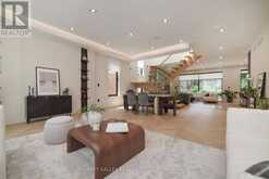 110 MONA DRIVE | Toronto Ontario | Slide Image Nine