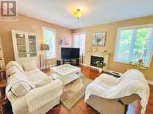 325 ADMIRAL DRIVE | Oakville Ontario | Slide Image Ten
