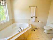 325 ADMIRAL DRIVE | Oakville Ontario | Slide Image Eighteen