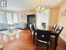 325 ADMIRAL DRIVE | Oakville Ontario | Slide Image Four