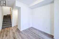 7 ROXANNE DRIVE | Hamilton Ontario | Slide Image Four