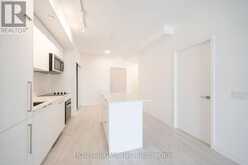 703 - 181 SHEPPARD AVENUE E | Toronto Ontario | Slide Image Eight
