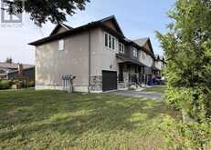 1 - 393 MANITOBA STREET N | Bracebridge Ontario | Slide Image Four
