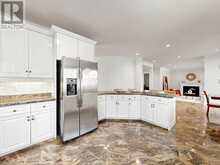 16 FRYBROOK CRESCENT | Richmond Hill Ontario | Slide Image Fifteen