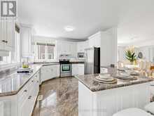 16 FRYBROOK CRESCENT | Richmond Hill Ontario | Slide Image Sixteen