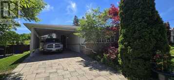 45 CLAREVILLE CRESCENT | Toronto Ontario | Slide Image Three