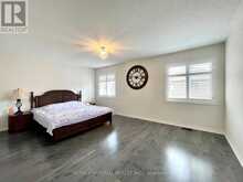 3 COLLIER CRESCENT | Markham Ontario | Slide Image Ten