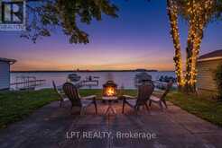 122 BLUE HERON DRIVE | Georgina Ontario | Slide Image Two