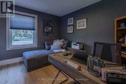 884 EAGLE DRIVE | Burlington Ontario | Slide Image Twenty-three