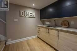 884 EAGLE DRIVE | Burlington Ontario | Slide Image Thirty-three