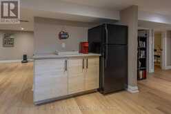 884 EAGLE DRIVE | Burlington Ontario | Slide Image Thirty-five