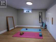 884 EAGLE DRIVE | Burlington Ontario | Slide Image Thirty-six