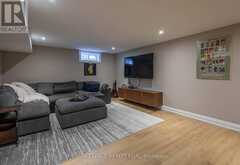 884 EAGLE DRIVE | Burlington Ontario | Slide Image Thirty-nine