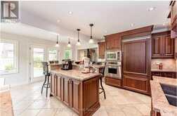 500 BLENHEIM CRESCENT | Oakville Ontario | Slide Image Thirteen