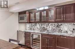 500 BLENHEIM CRESCENT | Oakville Ontario | Slide Image Thirty-four