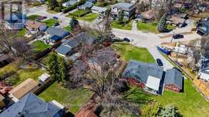 114 RINGWOOD ROAD | Oakville Ontario | Slide Image Seventeen