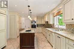 92 WILDWOOD TRAIL | Barrie Ontario | Slide Image Nine