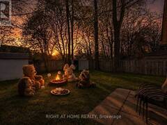 126 POPLAR AVENUE Halton Hills Ontario, L7J 2E2