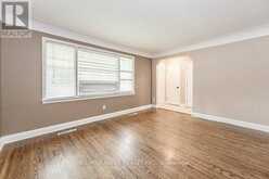 305 MOHAWK ROAD E | Hamilton Ontario | Slide Image Five