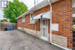 305 MOHAWK ROAD E | Hamilton Ontario | Slide Image Eighteen