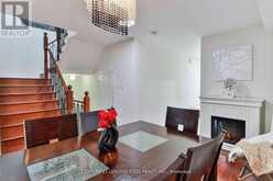 15 ROBERTDALE COURT | Whitchurch-Stouffville Ontario | Slide Image Six