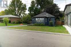 92 SOVEREIGN STREET W | Waterford Ontario | Slide Image Three