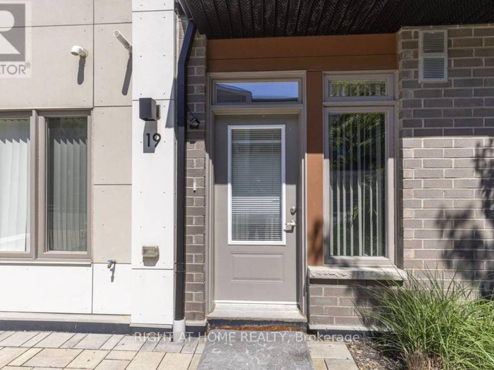 19 - 60 ORCHID PLACE DRIVE, Toronto, Ontario M1B 0C4