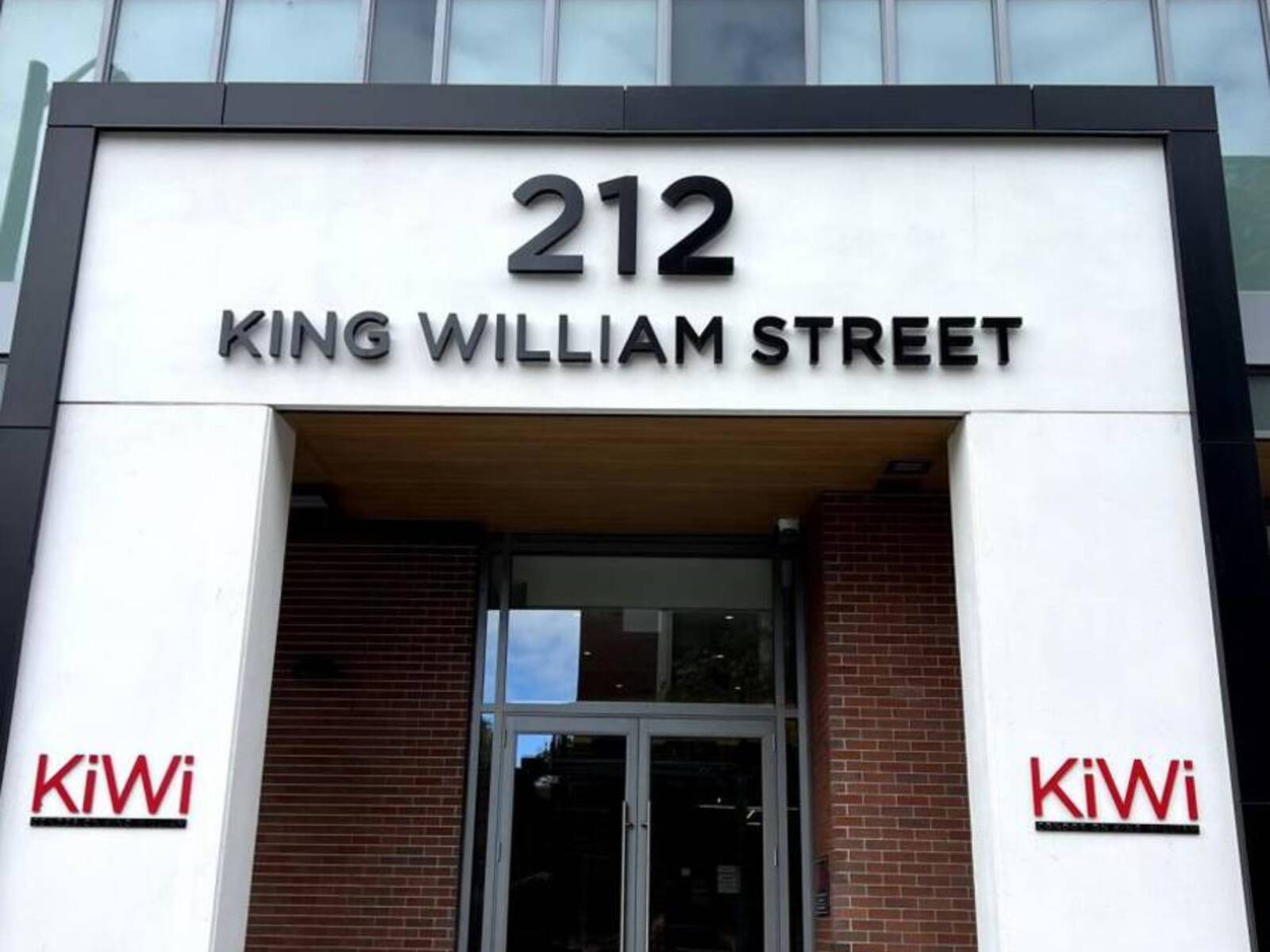 602 - 212 KING WILLIAM STREET, Hamilton, Ontario L8R 0A7