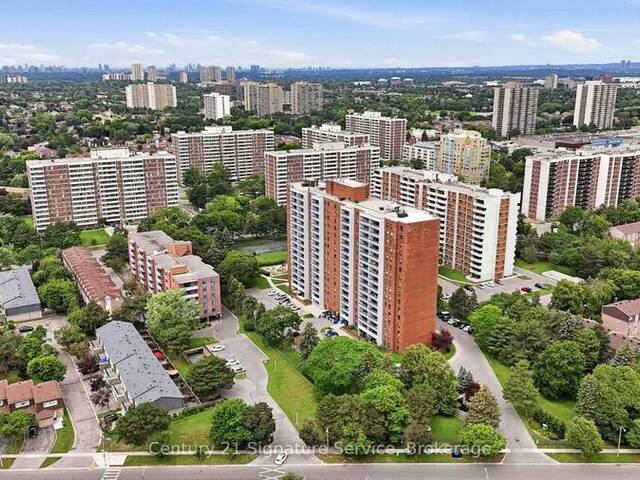 610 - 1250 BRIDLETOWNE CIRCLE Toronto Ontario, M1W 2V1 - 4 Bedrooms Condo For Sale