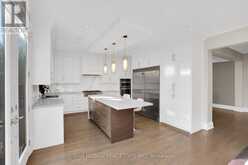 1196 STRATHY AVENUE | Mississauga Ontario | Slide Image Nine