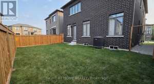 816 APPLE TERRACE | Milton Ontario | Slide Image Thirty