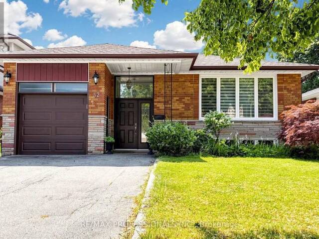 32 SELLMAR ROAD Toronto Ontario, M9P 3E6 - 4 Bedrooms Home For Sale