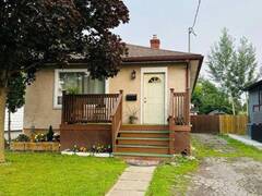 10 PARKWOOD DRIVE St. Catharines Ontario, L2P 1H2
