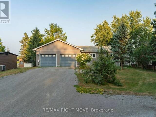 35 CEDAR BAY ROAD Ramara Ontario, L0K 1B0 - 4 Bedrooms Waterfront Home For sale