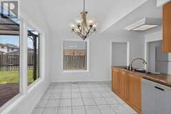 21 SPRINGGARDEN CRESCENT | Hamilton Ontario | Slide Image Twelve