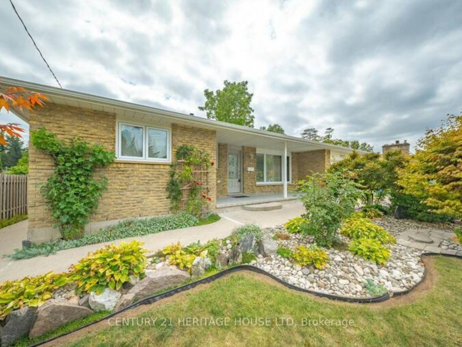 162 VICTORIA STREET, Simcoe, Ontario N3Y 1L8
