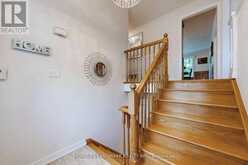 274 EDGEHILL DRIVE | Barrie Ontario | Slide Image Three