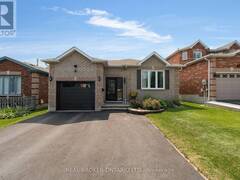 10 WISMER AVENUE Barrie Ontario, L4N 7X8