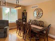 16 EAKINS CRESCENT | Lindsay Ontario | Slide Image Eight